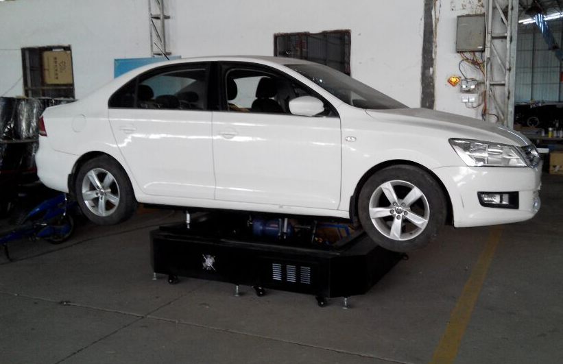 真車駕駛模擬平臺(tái)