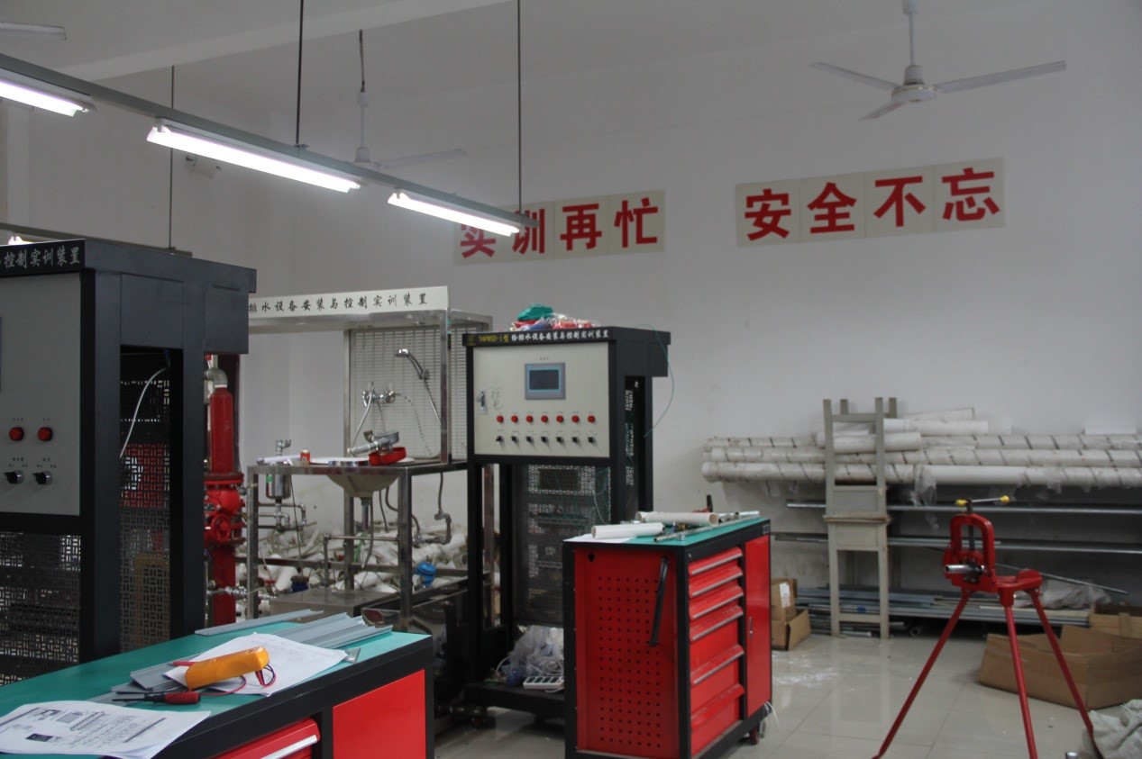 智能建筑給排水及遠(yuǎn)程抄表綜合實(shí)驗(yàn)教學(xué)平臺(tái)