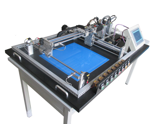 兩軸伺服運(yùn)動控制實(shí)訓(xùn)系統(tǒng)